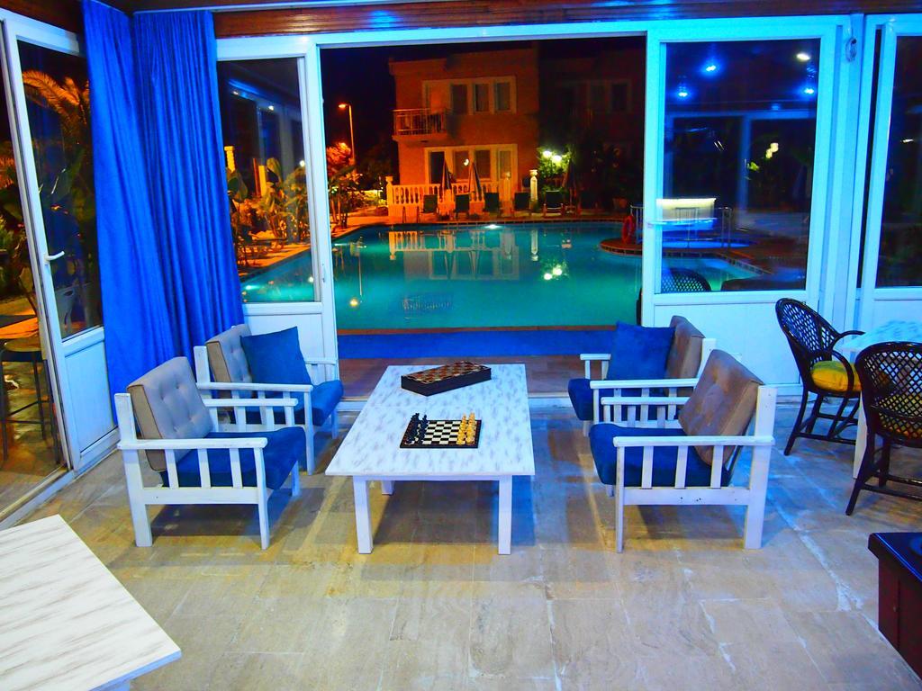Ozcem Apart Aparthotel Fethiye Luaran gambar